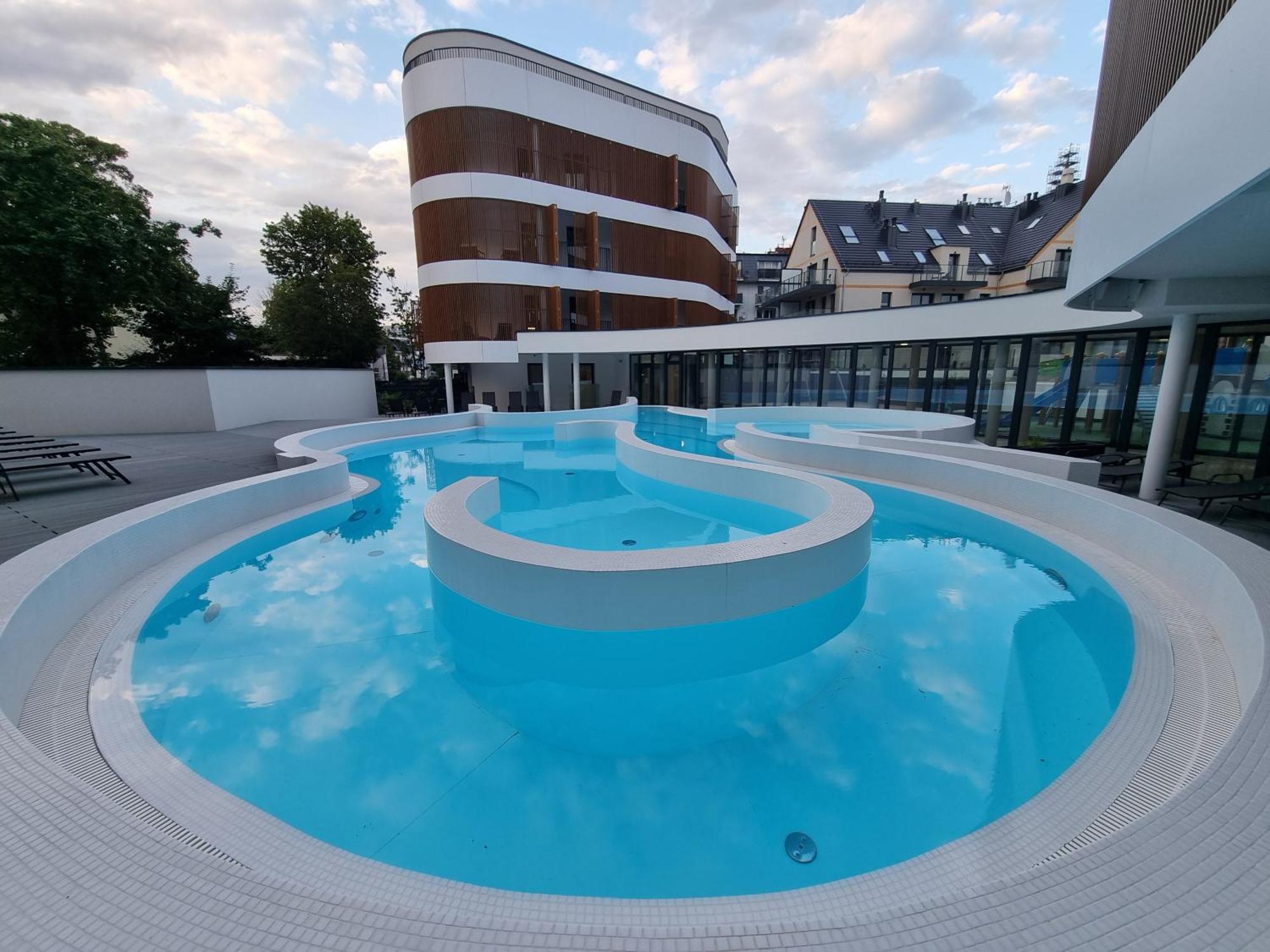 Baltic Waves Resort Baseny Bawialnia Silownia Garaz W Cenie Miedzyzdroje Bagian luar foto